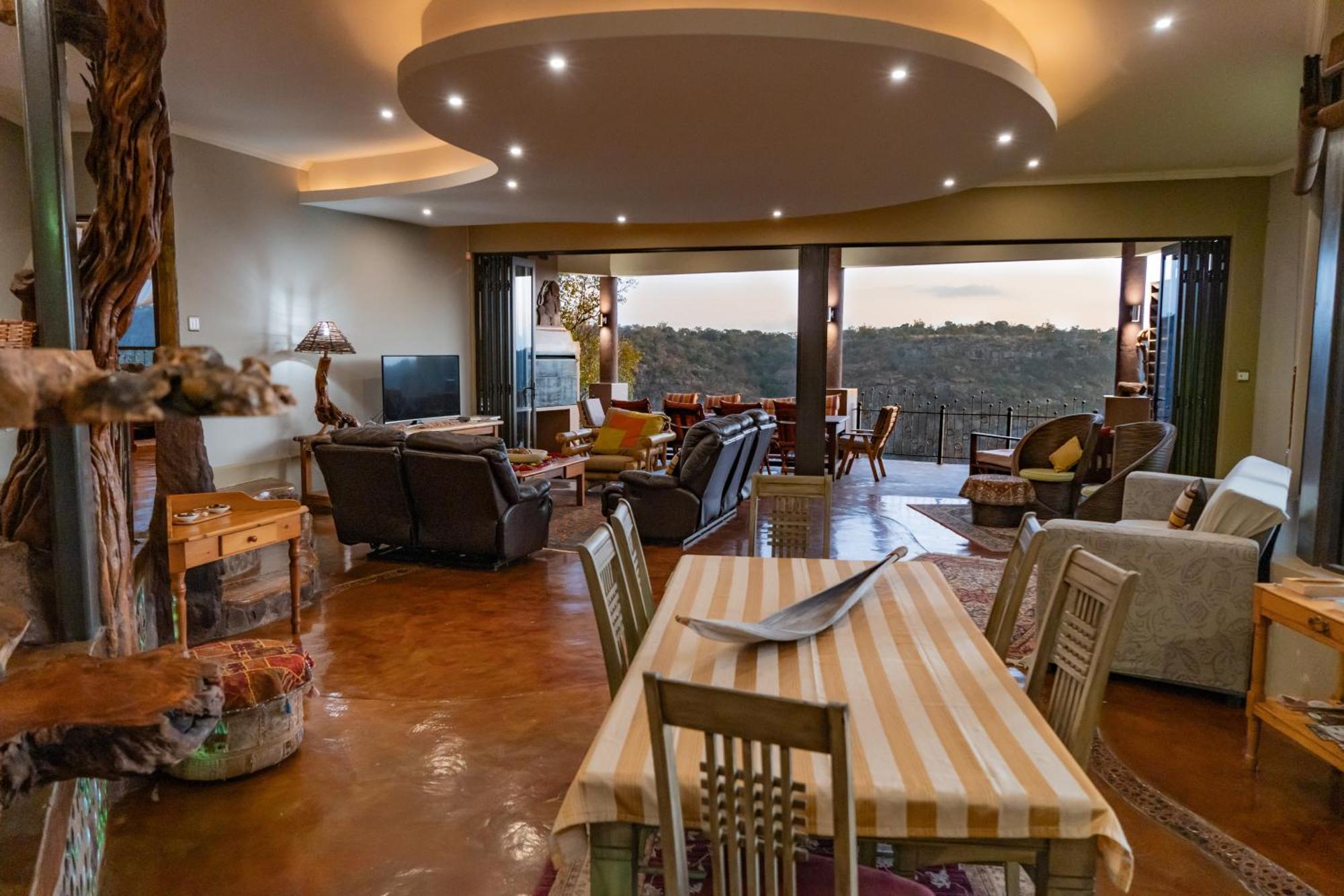 Leopards Rock Bush Boutique Villa Bela-Bela Exterior photo